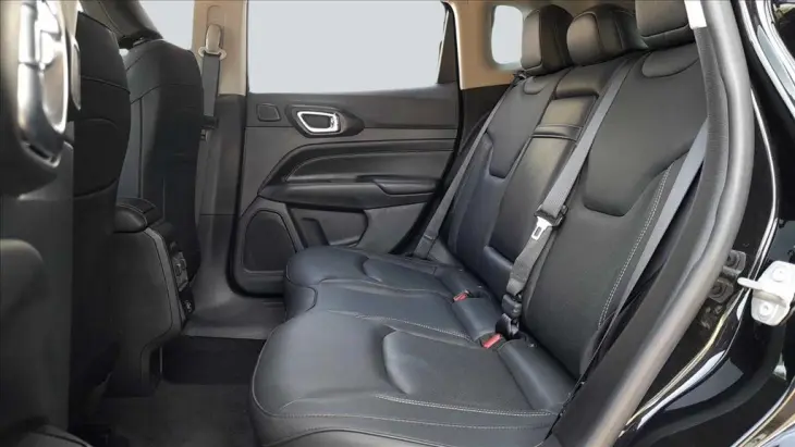 COMPASS 1.3 T270 TURBO FLEX LONGITUDE AT6