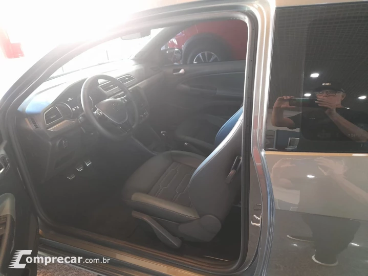 Saveiro CD 1.6 Extreme