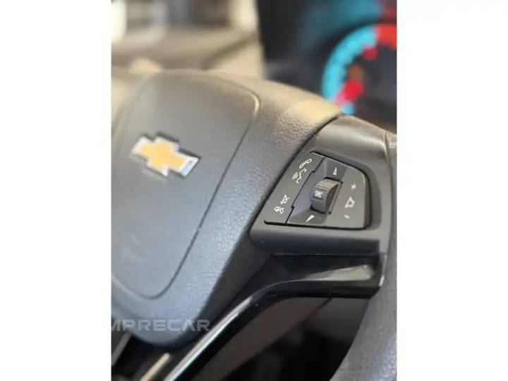 PRISMA 1.4 MPFI LT 8V FLEX 4P MANUAL