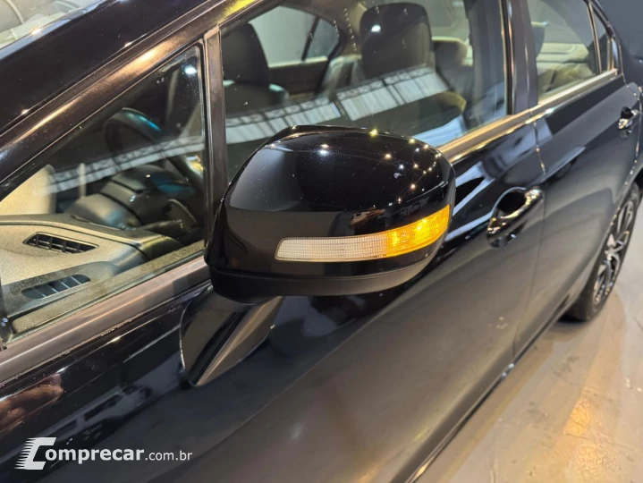 Civic Sedan LXR 2.0 Flexone 16V Aut. 4p