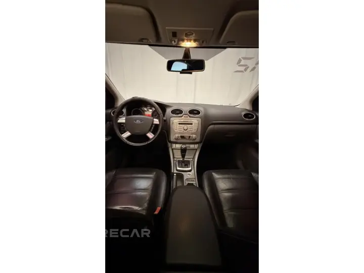 FOCUS 2.0 TITANIUM HATCH 16V FLEX 4P AUTOMÁTICO