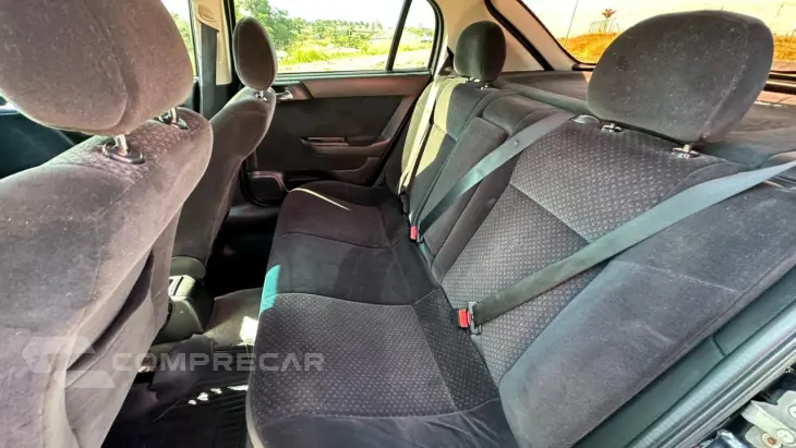 ASTRA 2.0 MPFI Advantage 8V