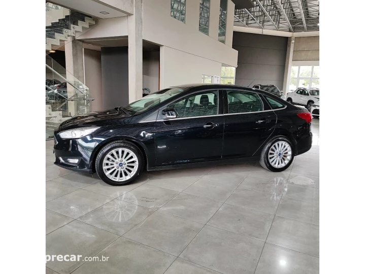 FOCUS 2.0 TITANIUM PLUS SEDAN 16V FLEX 4P POWERSHIFT