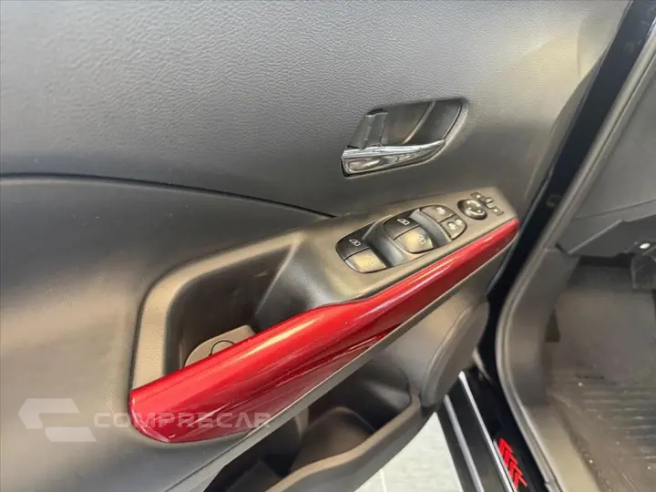 KICKS 1.6 16V FLEXSTART XPLAY XTRONIC