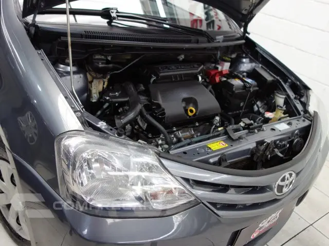ETIOS HATCH - 1.5 XS 16V 4P MANUAL