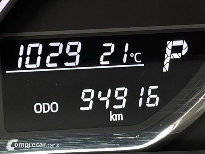 YARIS 1.5 16V Sedan XL
