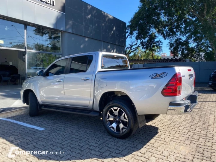 HILUX 2.8 D-4d Turbo CD SRX 4X4
