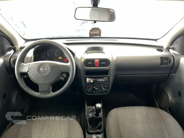 CORSA 1.4 MPFI Maxx Sedan 8V