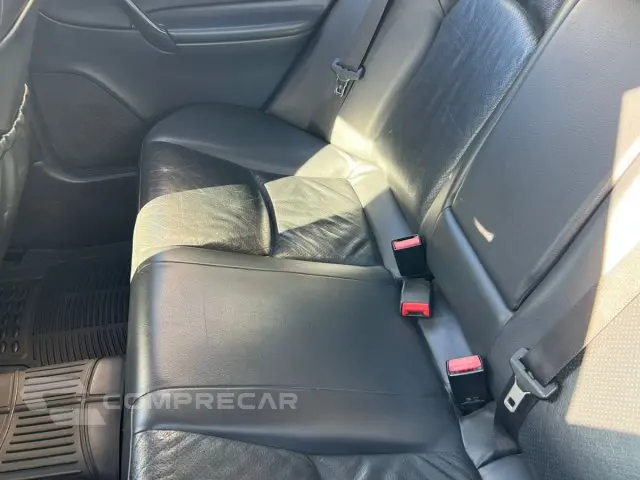 C 180 - 1.8 16V 4P AUTOMÁTICO
