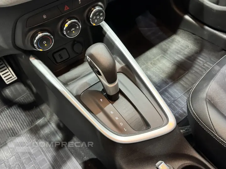 ONIX 1.0 TURBO FLEX PREMIER AUTOMÁTICO