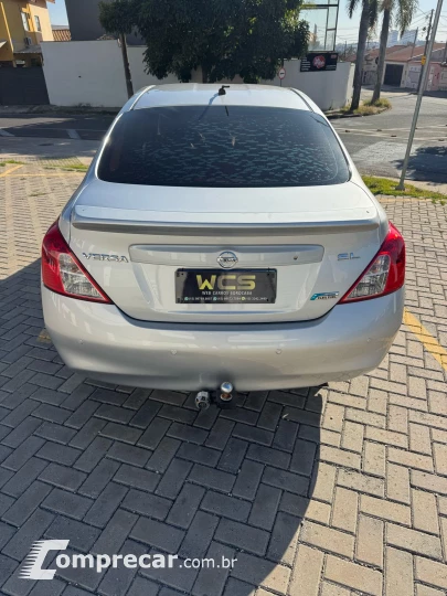Versa SL 1.6 Flex Fuel