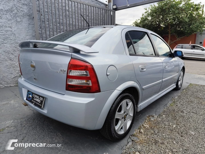 ASTRA 2.0 MPFI Advantage 8V