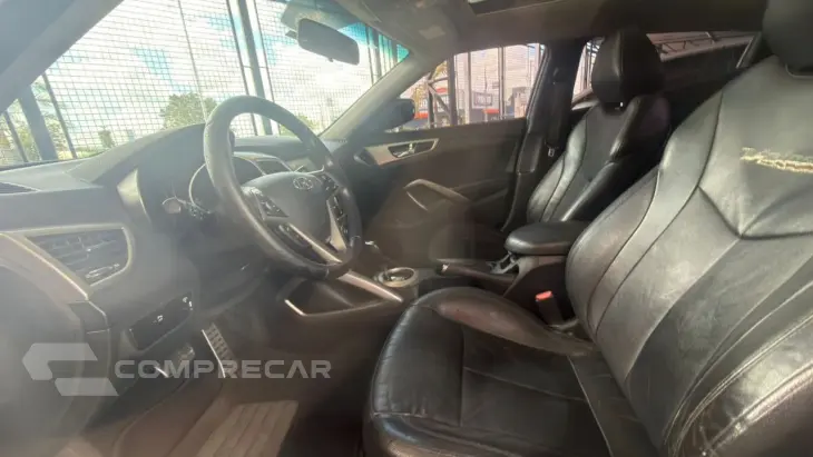 Veloster 1.6 16V 3P AUTOMÁTICO