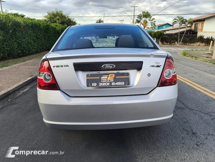 FIESTA 1.6 Rocam Sedan 8V