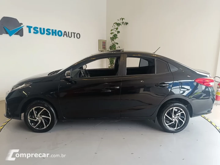 YARIS 1.5 16V FLEX SEDAN XLS CONNECT MULTIDRIVE