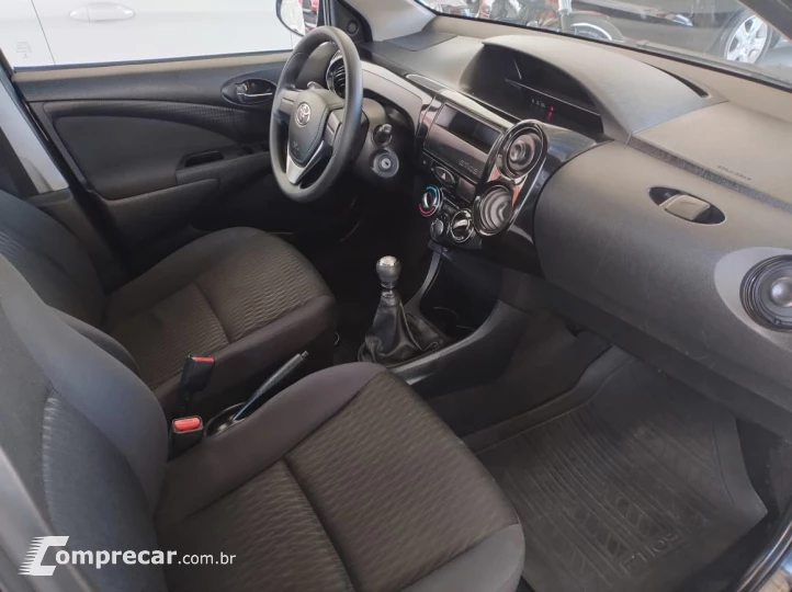 Etios Hatch 1.3 16V 4P FLEX X