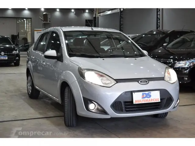 FIESTA SEDAN - 1.6 ROCAM SEDAN 8V 4P MANUAL