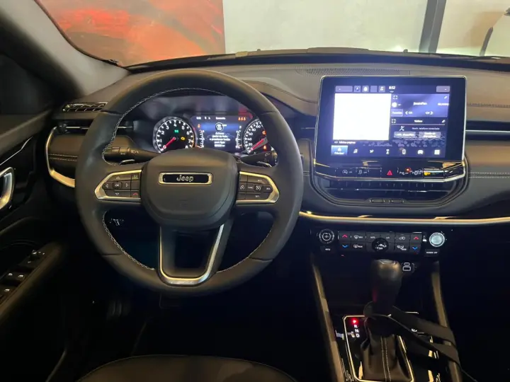 Compass 1.3 16V 4P FLEX LONGITUDE T270 TURBO AUTOMÁTICO