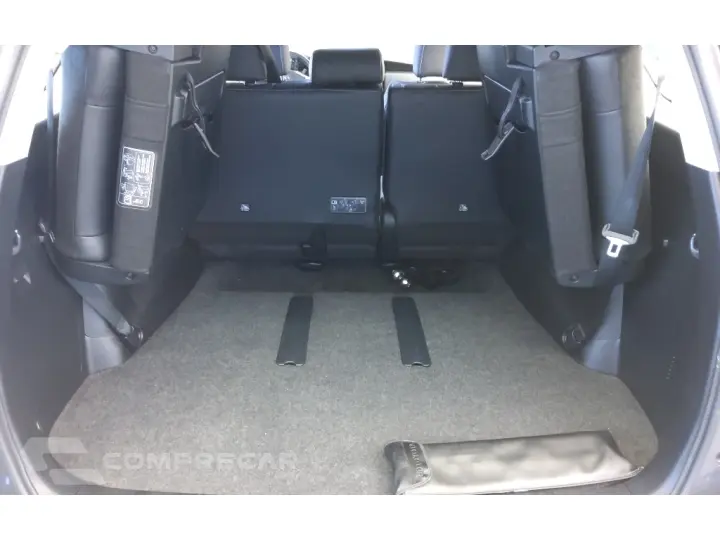 HILUX SW4 2.8 D-4D TURBO DIESEL SRX PLATINUM 7L 4X4 AUTOMÁTI