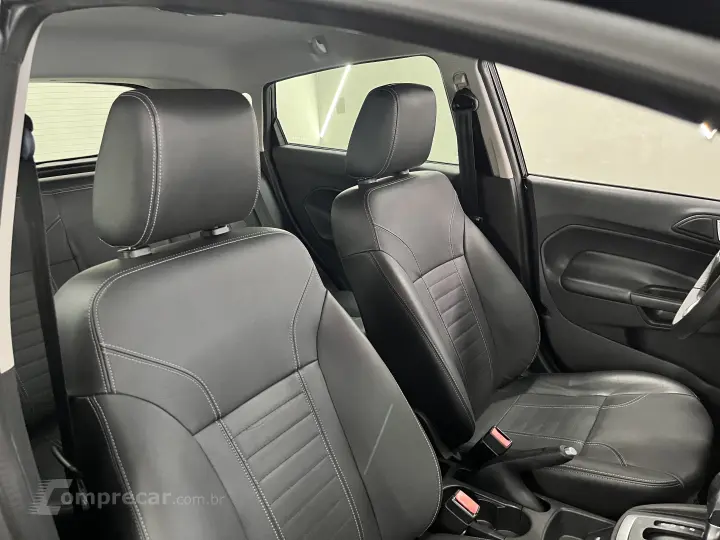 FIESTA 1.6 Titanium Hatch 16V