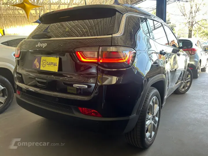 COMPASS LONG. T270 1.3 TB 4x2 Flex Aut.