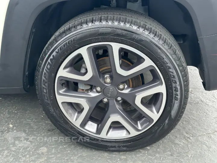 Renegade Longitude 1.8 4x2 Flex 16V Aut.