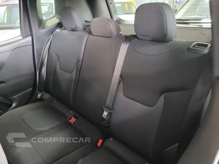 Renegade 1.8 4x2 Flex 16V Aut.