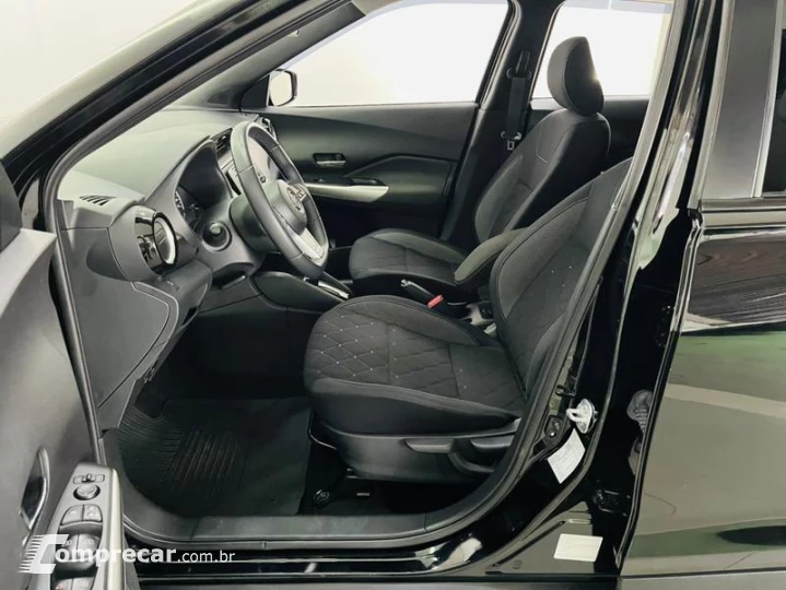 KICKS SV CVT