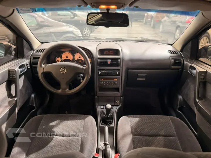 ASTRA 2.0 MPFI Advantage 8V