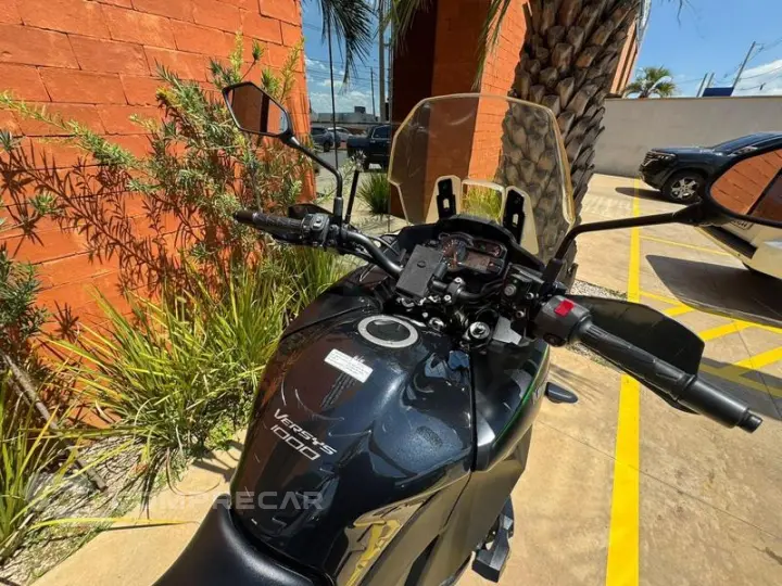 VERSYS 1000 GT