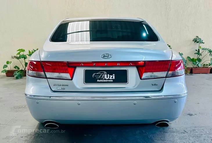 AZERA 3.3 MPFI GLS Sedan V6 24V