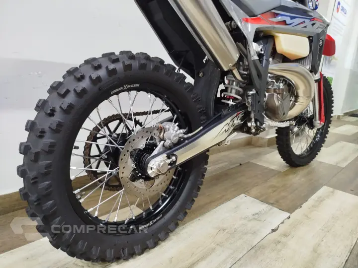 2T 250 TSX