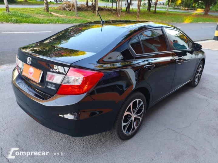 Civic 2.0 16V 4P EXL FLEX  AUTOMÁTICO CVT