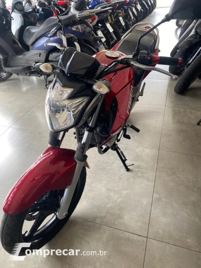 YS 250 FAZER