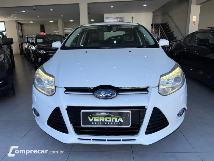 FOCUS 2.0 Titanium Plus Sedan 16V