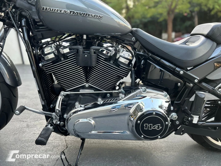 Softail Breakout 114