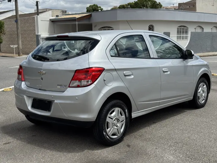 ONIX 1.0 MPFI LT 8V