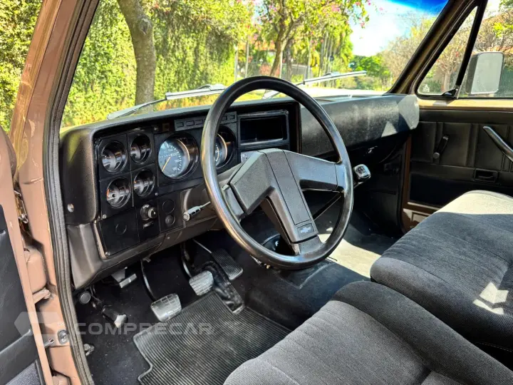 D20 4.0 Custom DE Luxe CS 8V Turbo