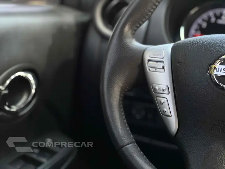 VERSA 1.6 16V FLEX UNIQUE 4P XTRONIC