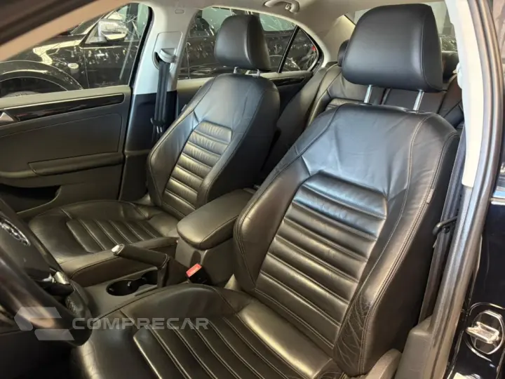 JETTA 2.0 TSI HIGHLINE 211CV GASOLINA 4P TIPTRONIC