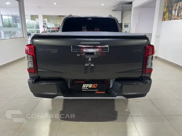 L200 TRITON 2.4 16V Turbo Sport HPE CD 4X4