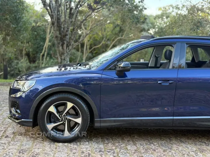 Q3 2.0 40 TFSI GASOLINA PERFORMANCE BLACK QUATTRO TIPTRONIC