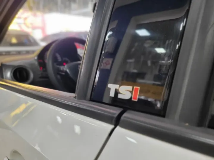 up! cross 1.0 TSI Total Flex 12V 5p