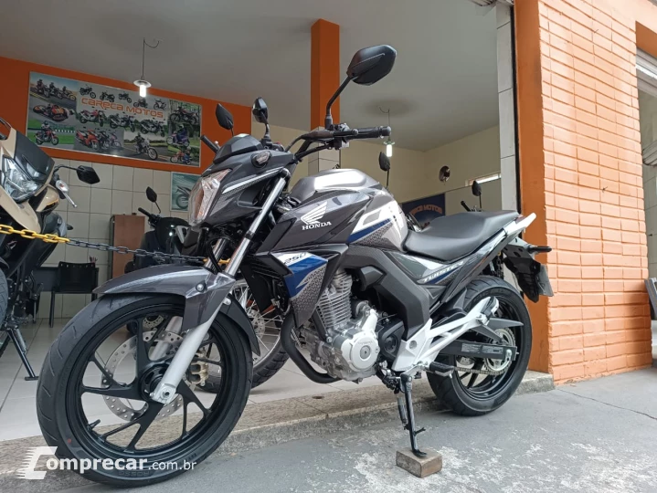 CB 250F TWISTER  CBS