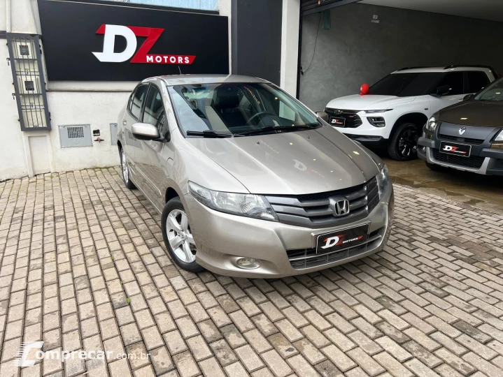 CITY 1.5 LX Sedan 16V