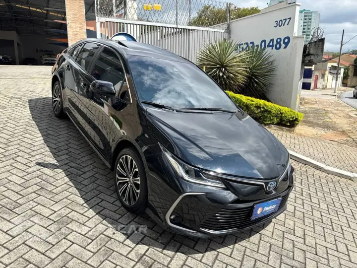 Corolla Altis Prem. 1.8 Aut. (Híbrido)