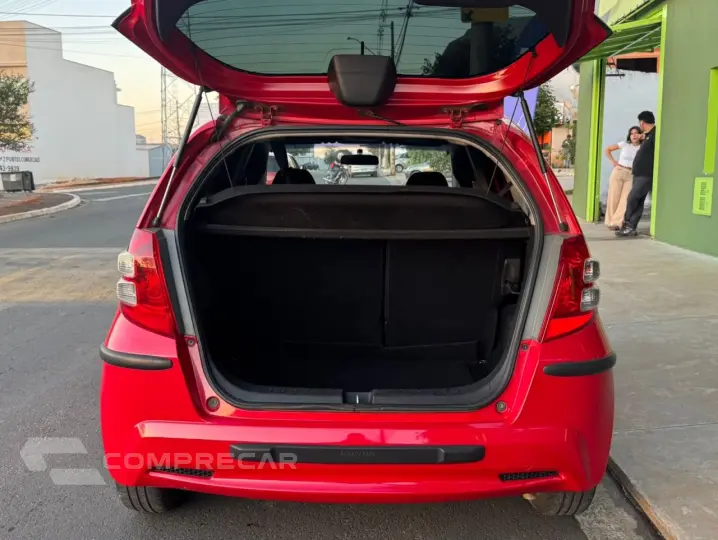 Fit 1.4 16V 4P DX FLEX