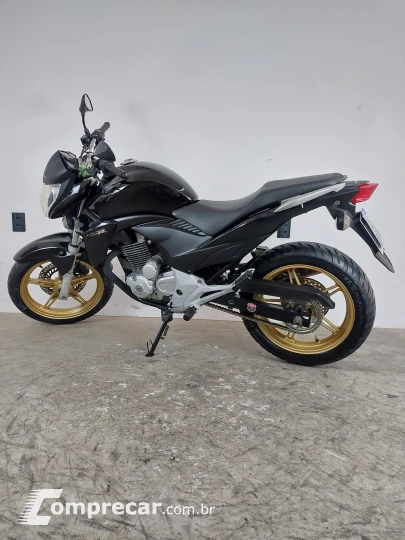 HONDA CB 300R