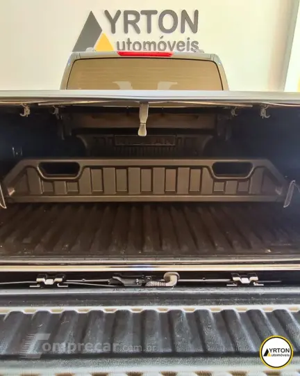 Frontier 2.3 16V PRO4X CABINE DUPLA 4X4 BI-TURBO DIESEL AUTO