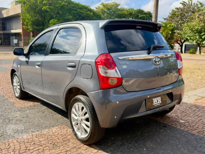 ETIOS 1.5 XLS 16V